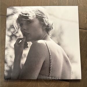 Taylor Swift Folklore vinyl in red